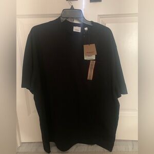 Men’s Burberry tee shirt from Italy size xxl